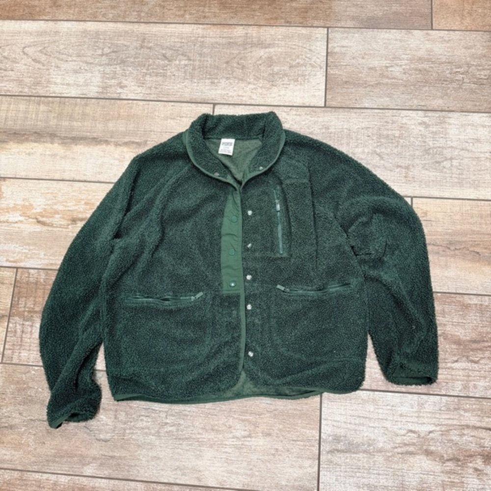 Pink Victoria’s Secret | Green Snap Button Sweater